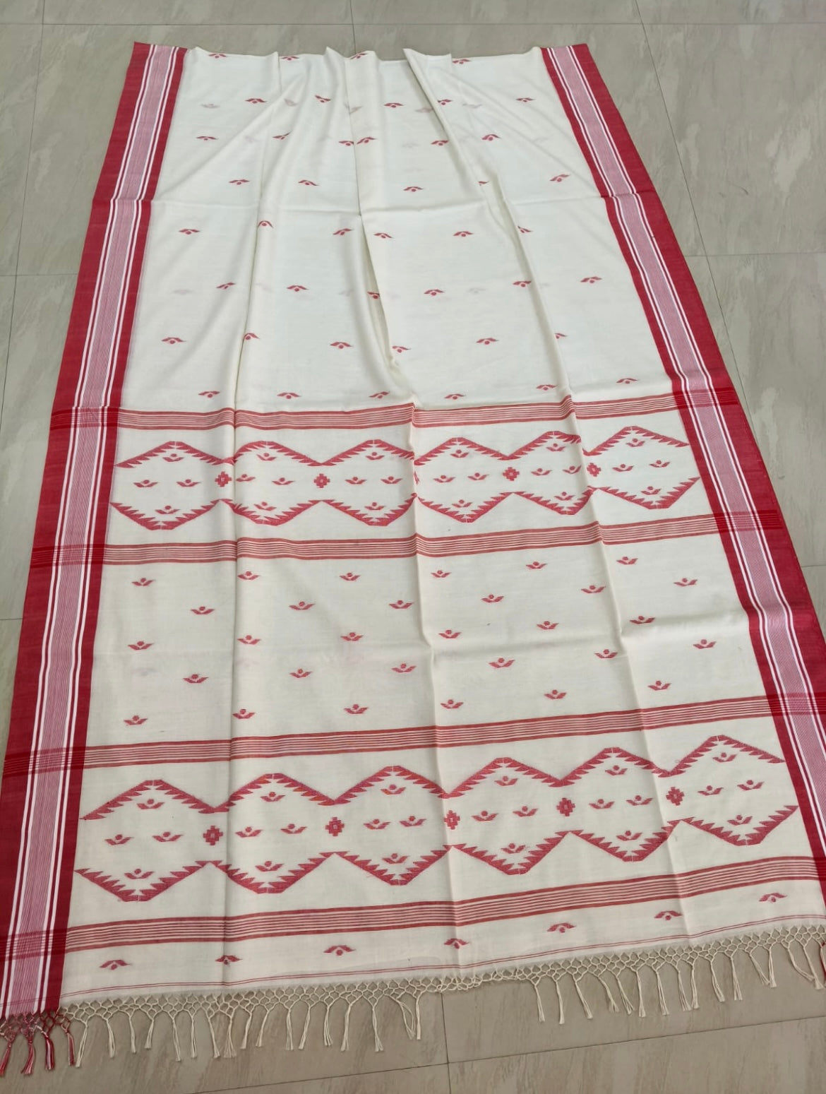 Handloom White Cotton Saree